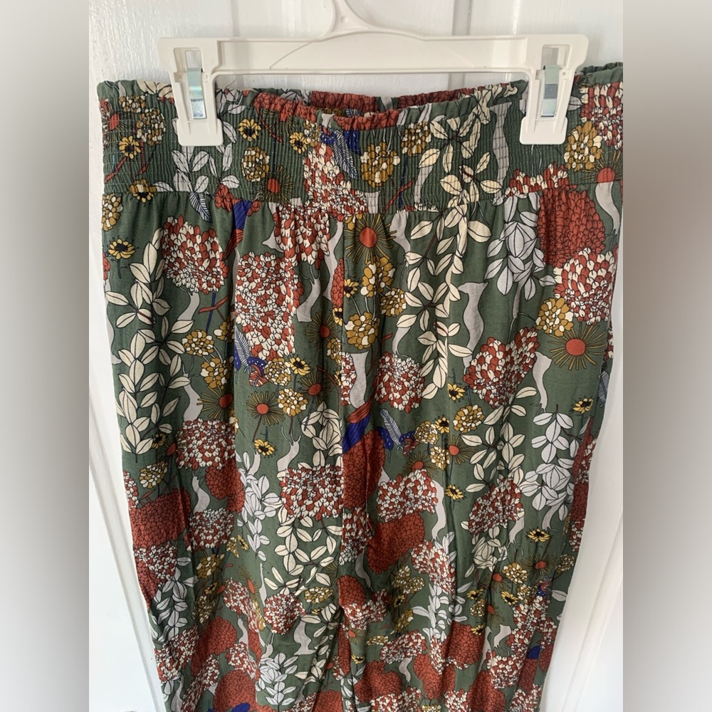 Patterned Pants - Picture 2 of 8